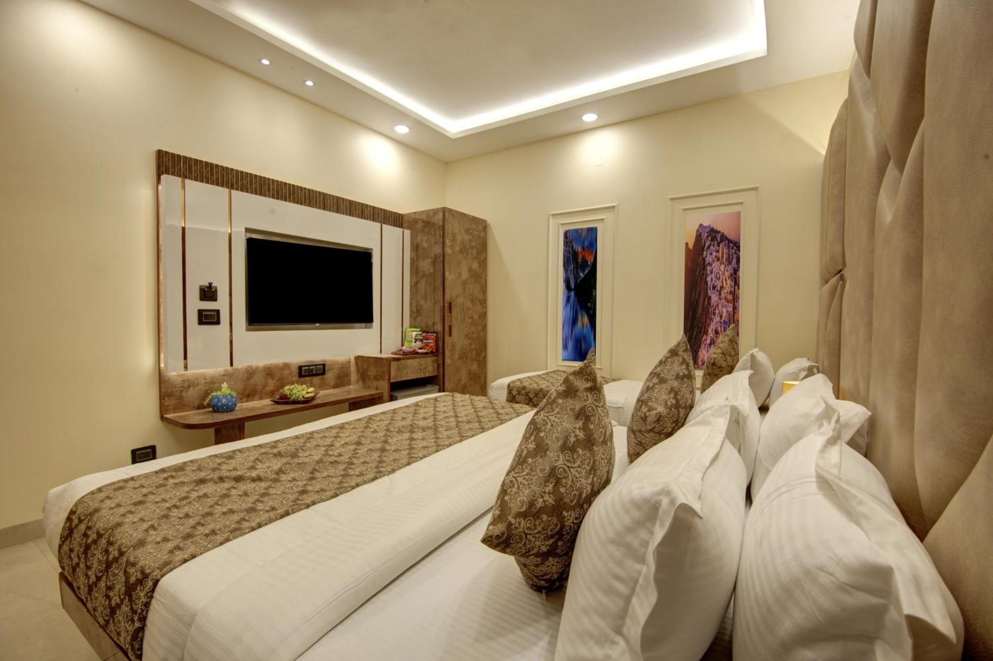 Bless Inn - Near Connaught Place New Delhi Ngoại thất bức ảnh