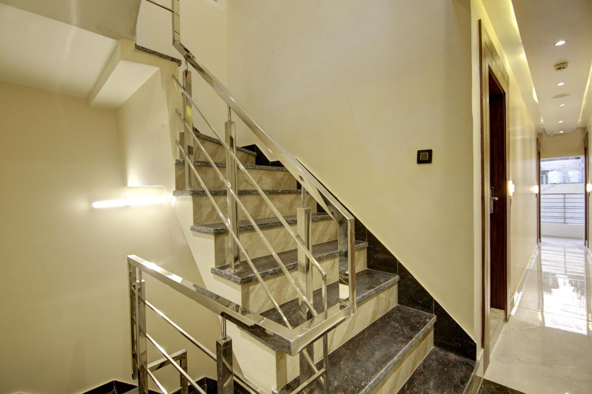 Bless Inn - Near Connaught Place New Delhi Ngoại thất bức ảnh