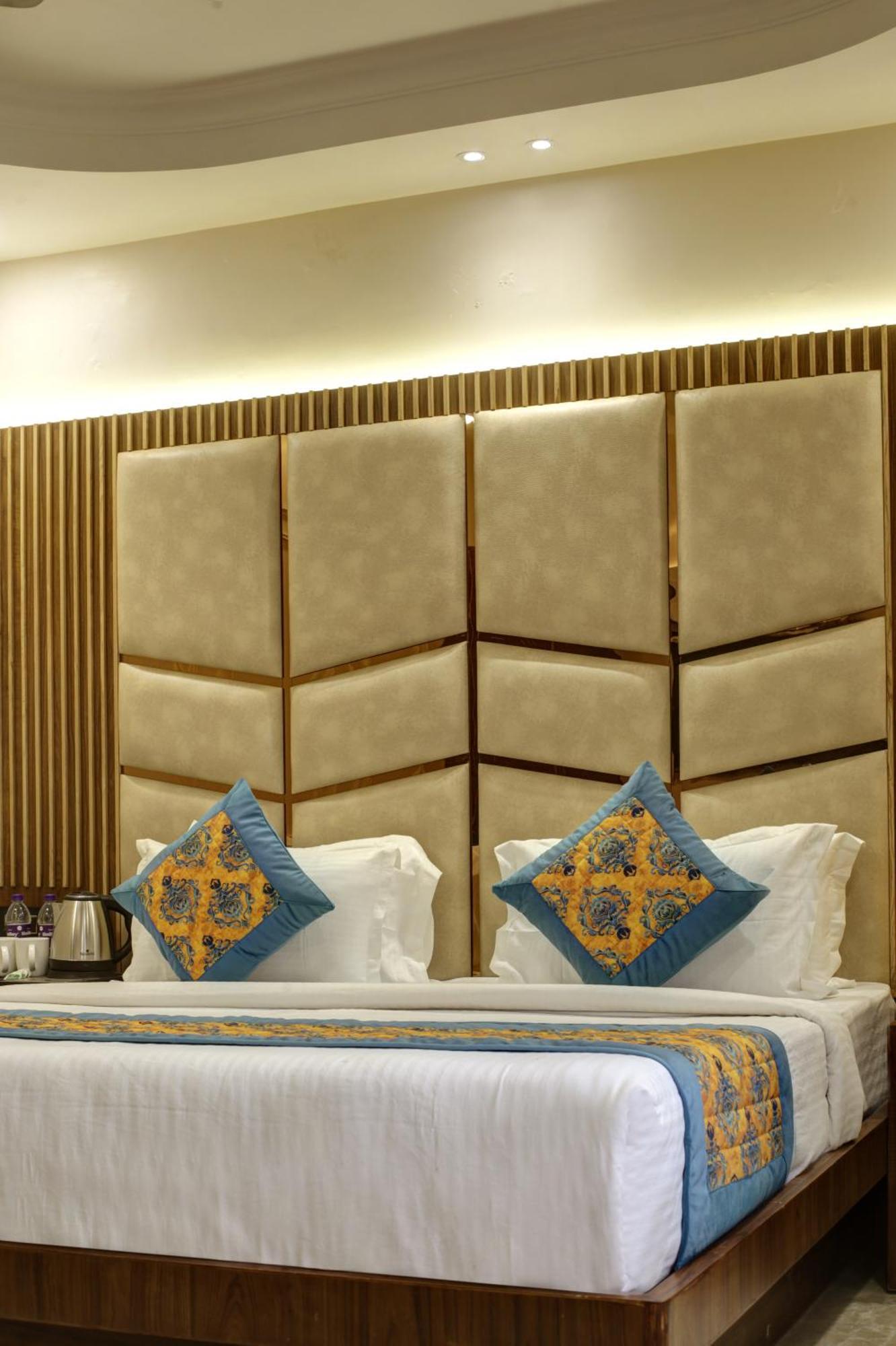 Bless Inn - Near Connaught Place New Delhi Ngoại thất bức ảnh