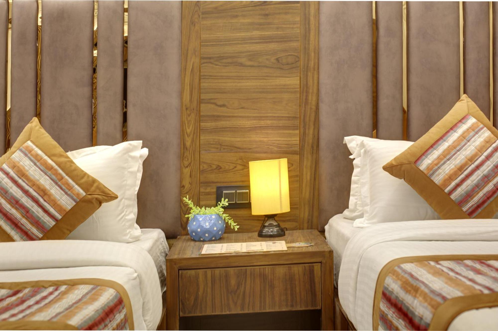 Bless Inn - Near Connaught Place New Delhi Ngoại thất bức ảnh
